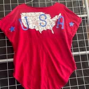 Spirit Activewear USA top! Large